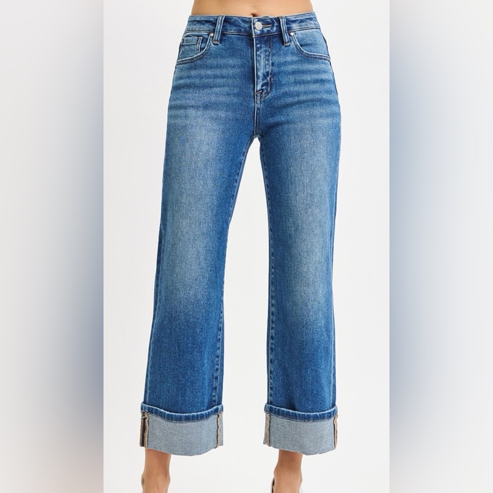 NWT- RISEN MID RISE CROP STRAIGHT LEG CUFFED JEANS- Size 1,4,5,7,9,11 &13 avail!